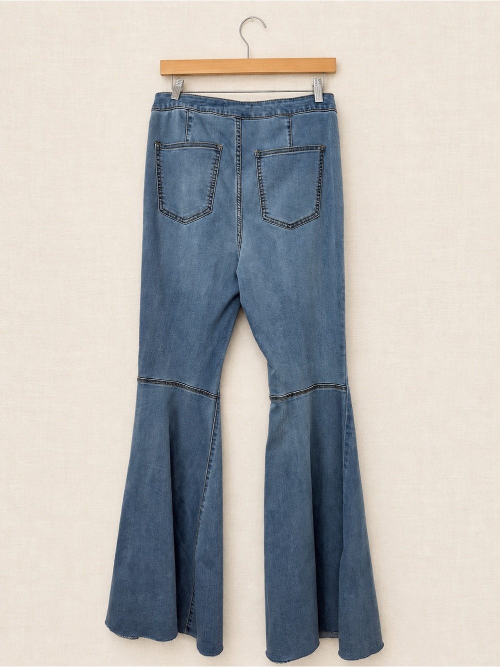 We the Free by Free People Float On Flare Jeans #317 - Picture 2 of 7